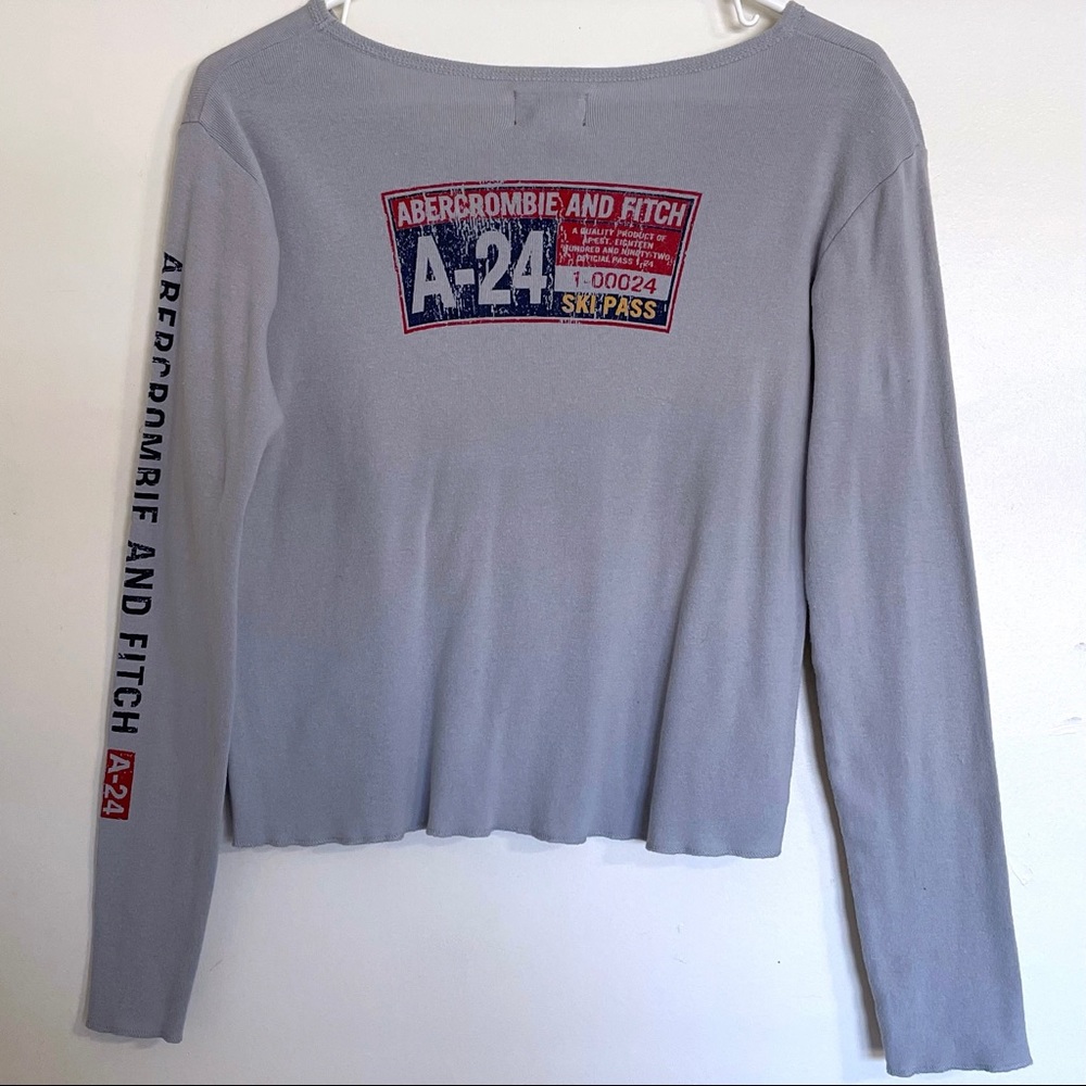 Vintage Y2K Abercrombie fitted baby tee